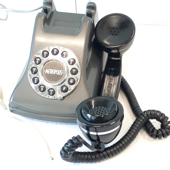 Metropolis Conair Rotary Push Button Style Phone With 2Wire DSL Filter - Picture 13 of 16